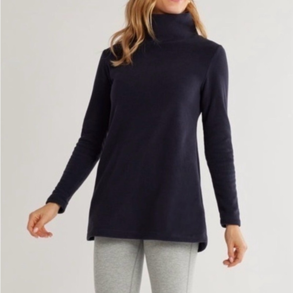 Dudley Stephens Navy, Cobble Hill turtleneck, size small